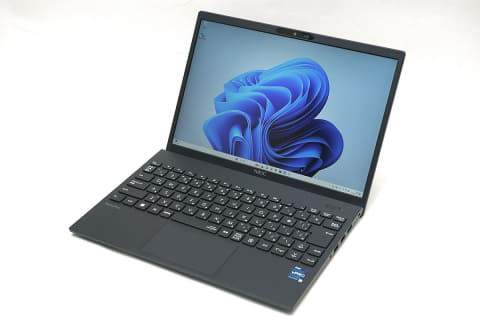 PC短評】1kgで頼れる高性能ビジネスノート「VersaPro UltraLite タイプ