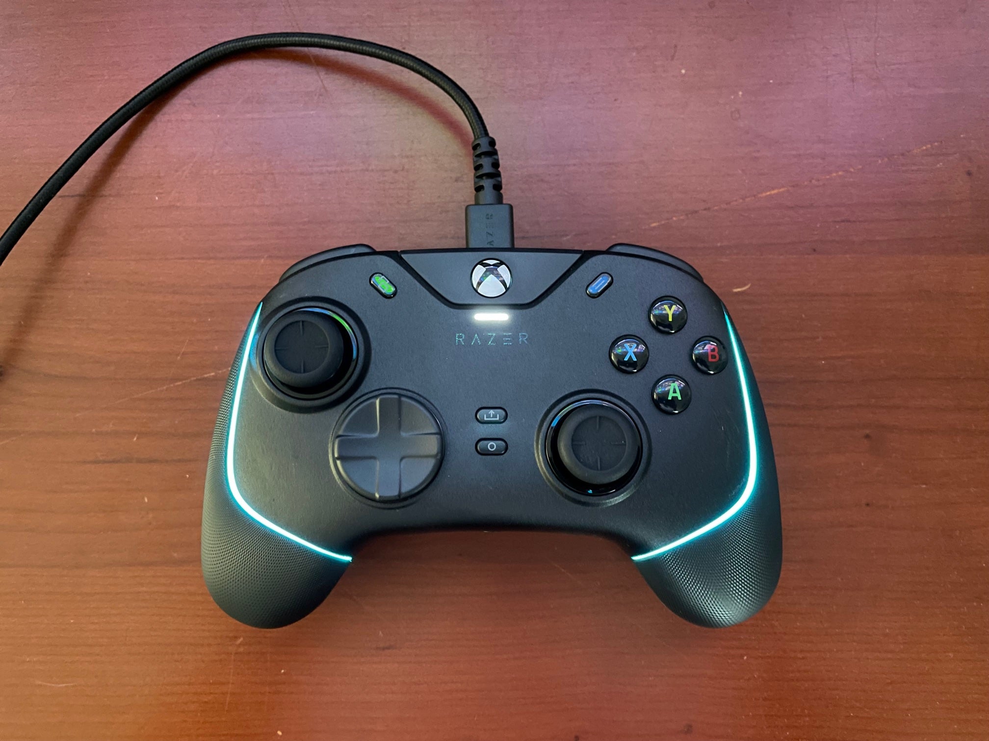 Razer Wolverine V2 Chroma Review