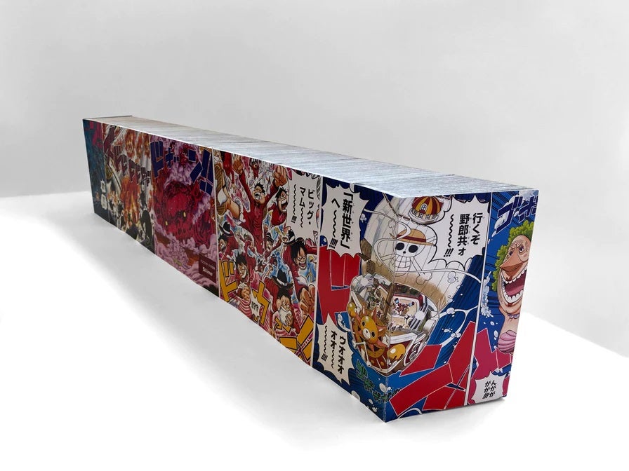 これまでに出版された『ONE PIECE』全巻を1冊の本にしたアート作品が