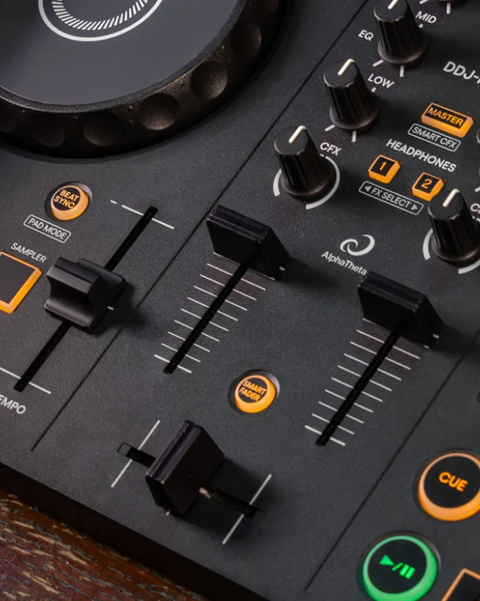 DJの始め方・クイックガイド - AlphaTheta