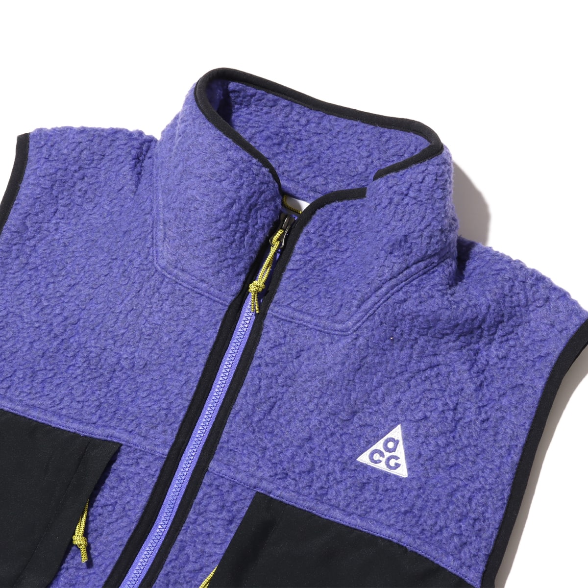 NIKE AS M ACG ARCTIC WOLF VEST PERSIAN VIOLET/BLACK/SUMMIT WHITE