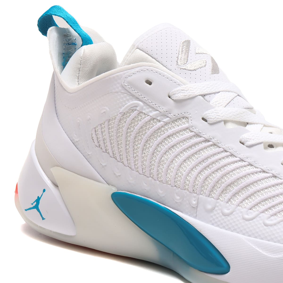 JORDAN BRAND JORDAN LUKA 1 PF WHITE/METALLIC SILVER-NEO TURQ 22FA