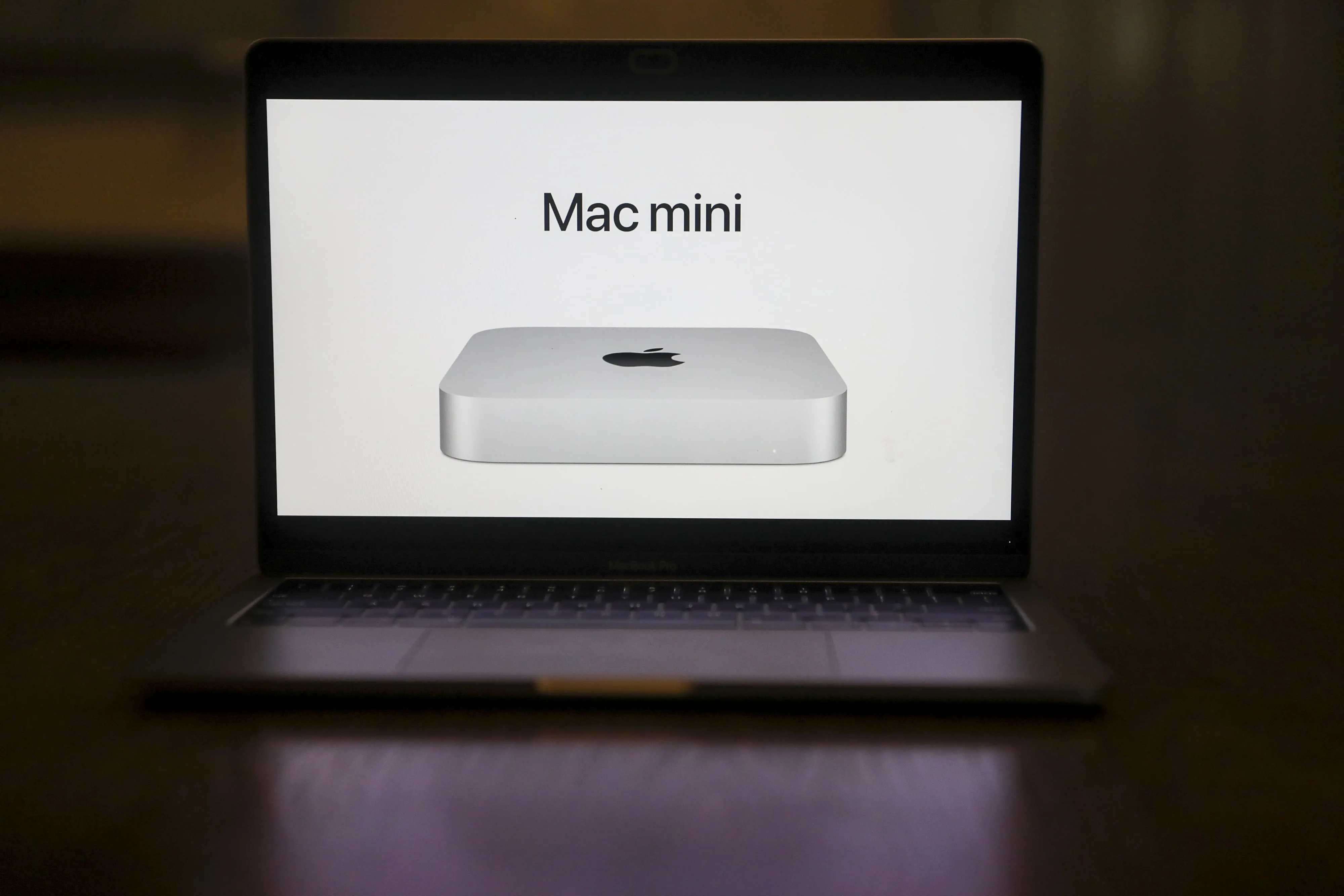 アップル、過去最小デスクトップMac miniを準備－AI重視戦略の一環