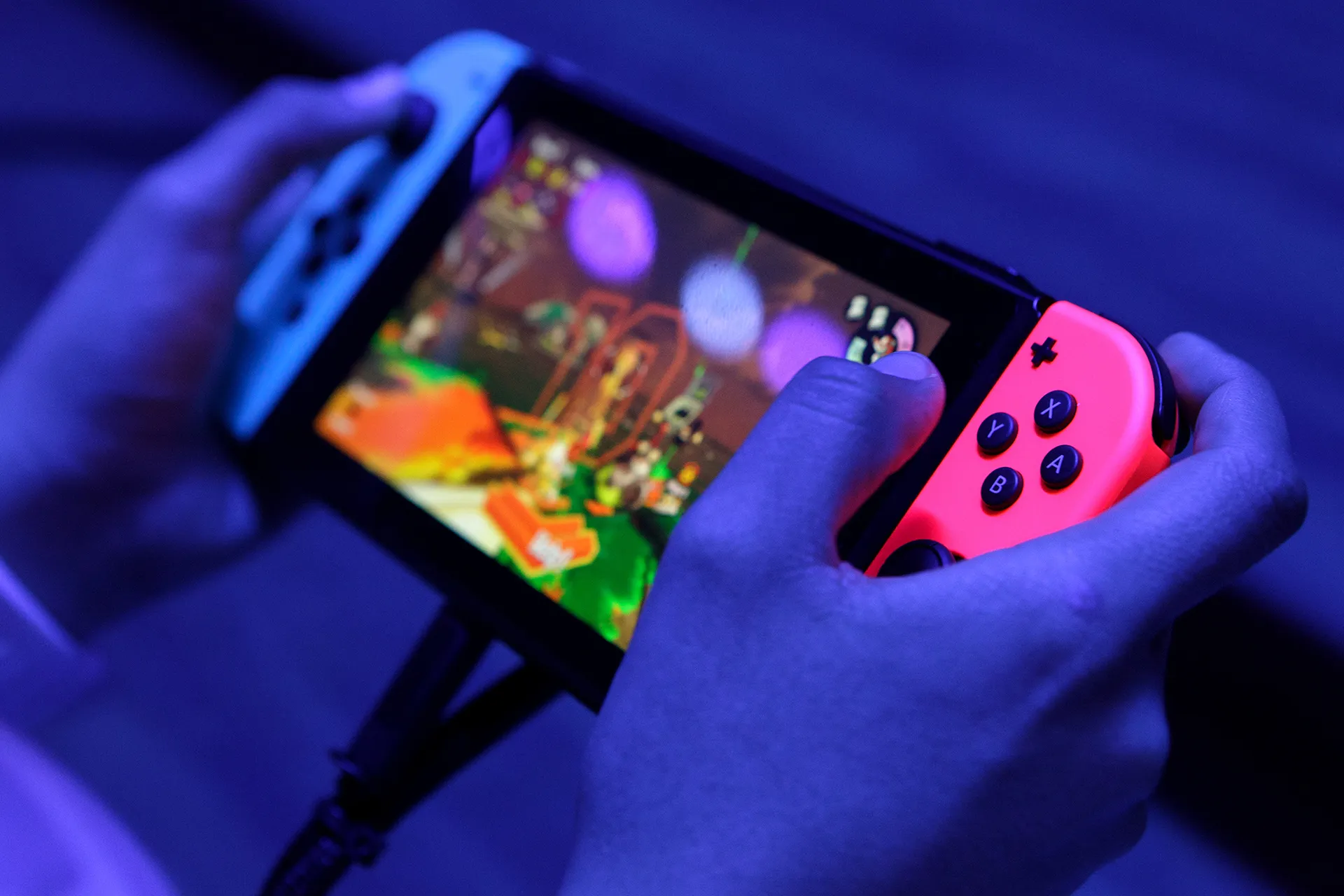 ソニー:スイッチには対抗せず－携帯型ゲーム機の魅力は限定的 (訂正