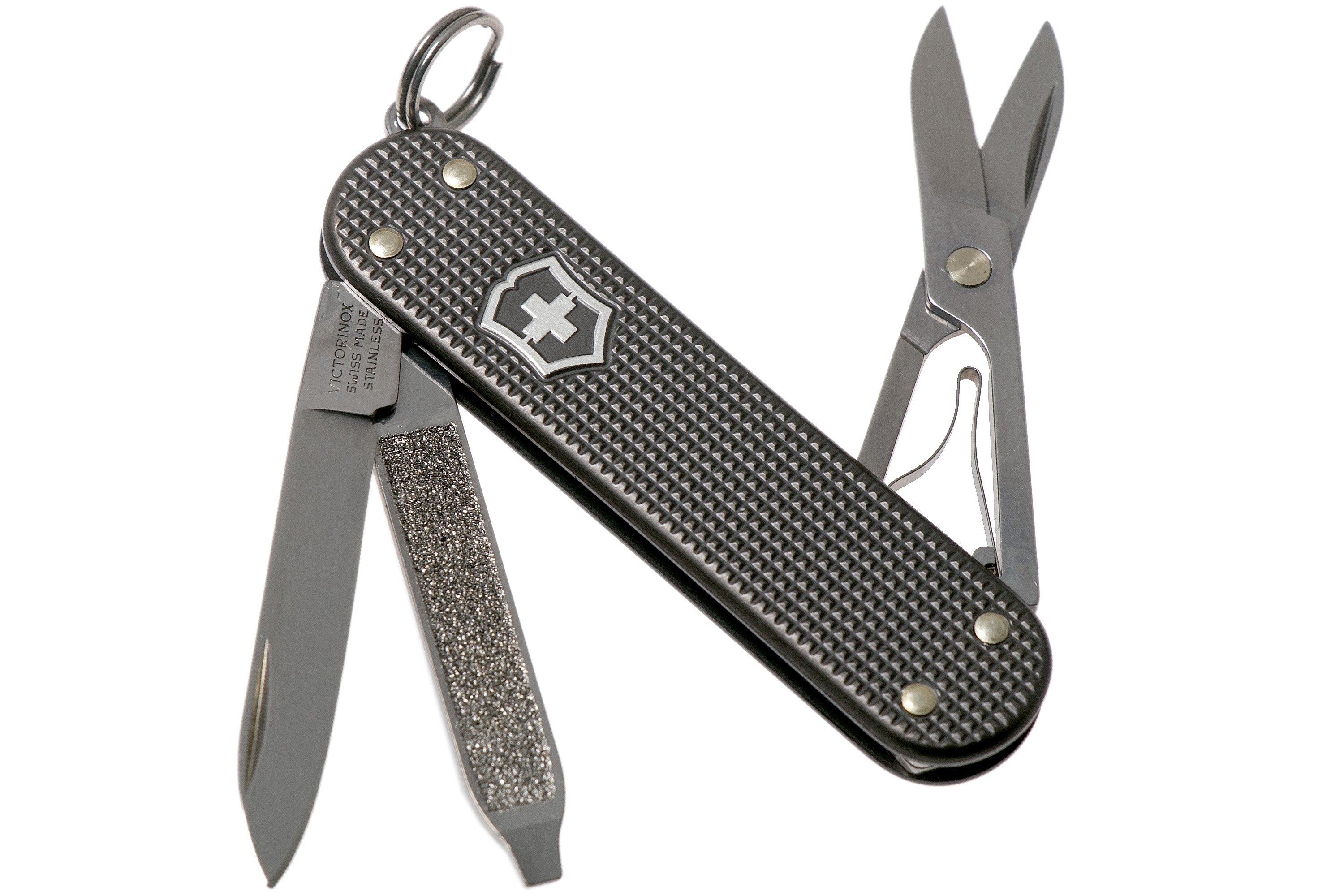 Victorinox Classic SD Alox Limited Edition 2022, 0.6221.L22