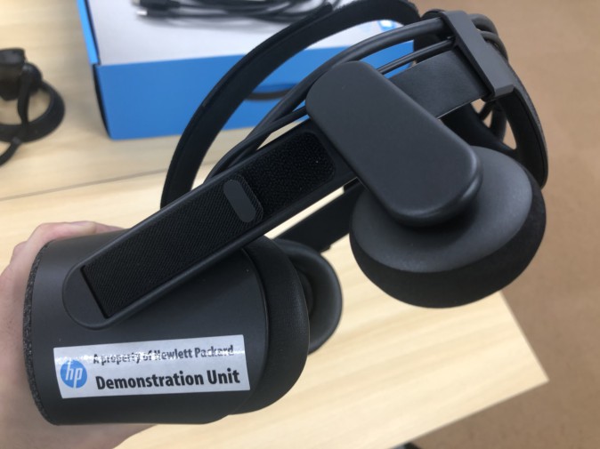 片目2Kの実力は？ Windows MR「HP Reverb」ハンズオンレビュー - MoguLive