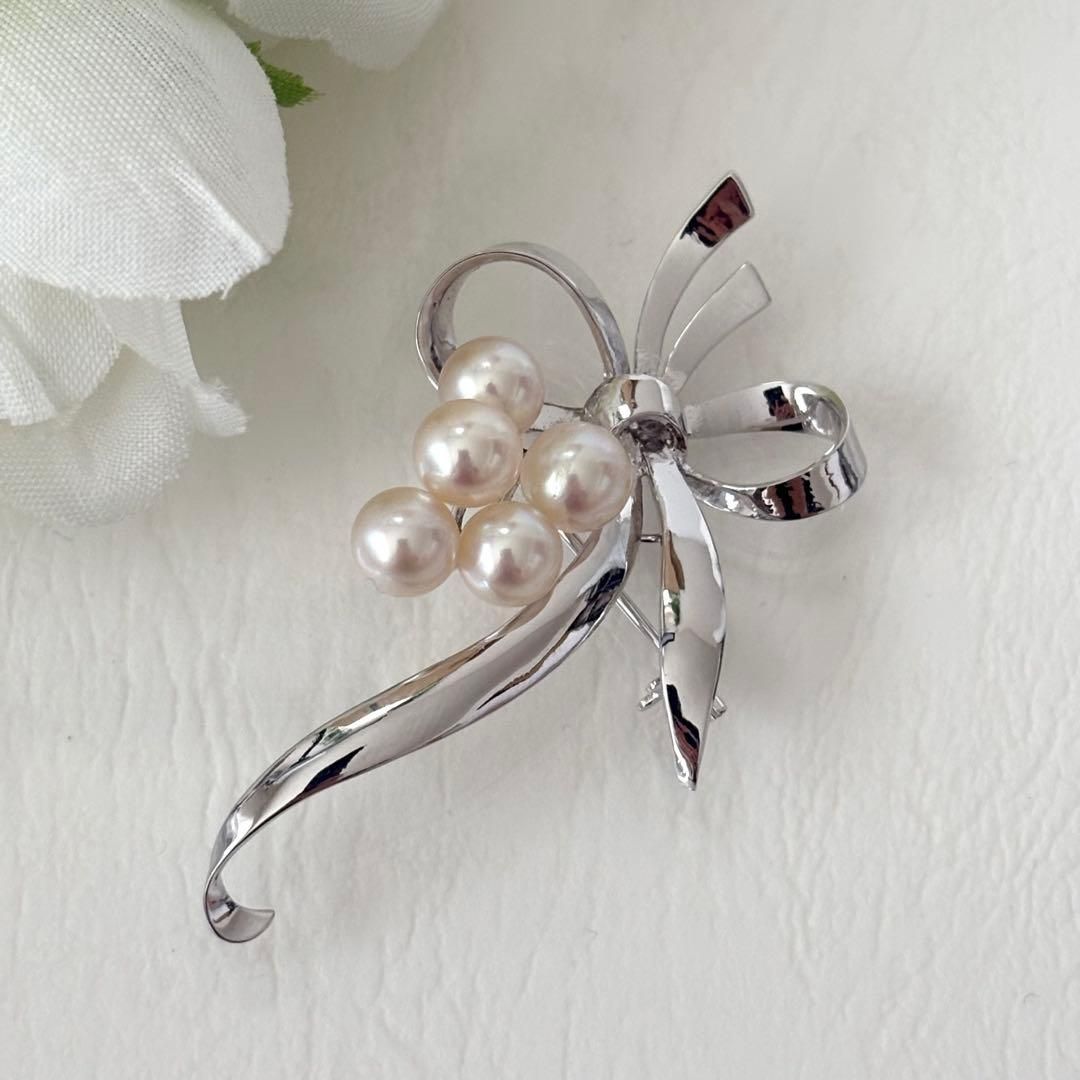 057【ミキモト】シルバー パール リボン ブローチ - メルカリ