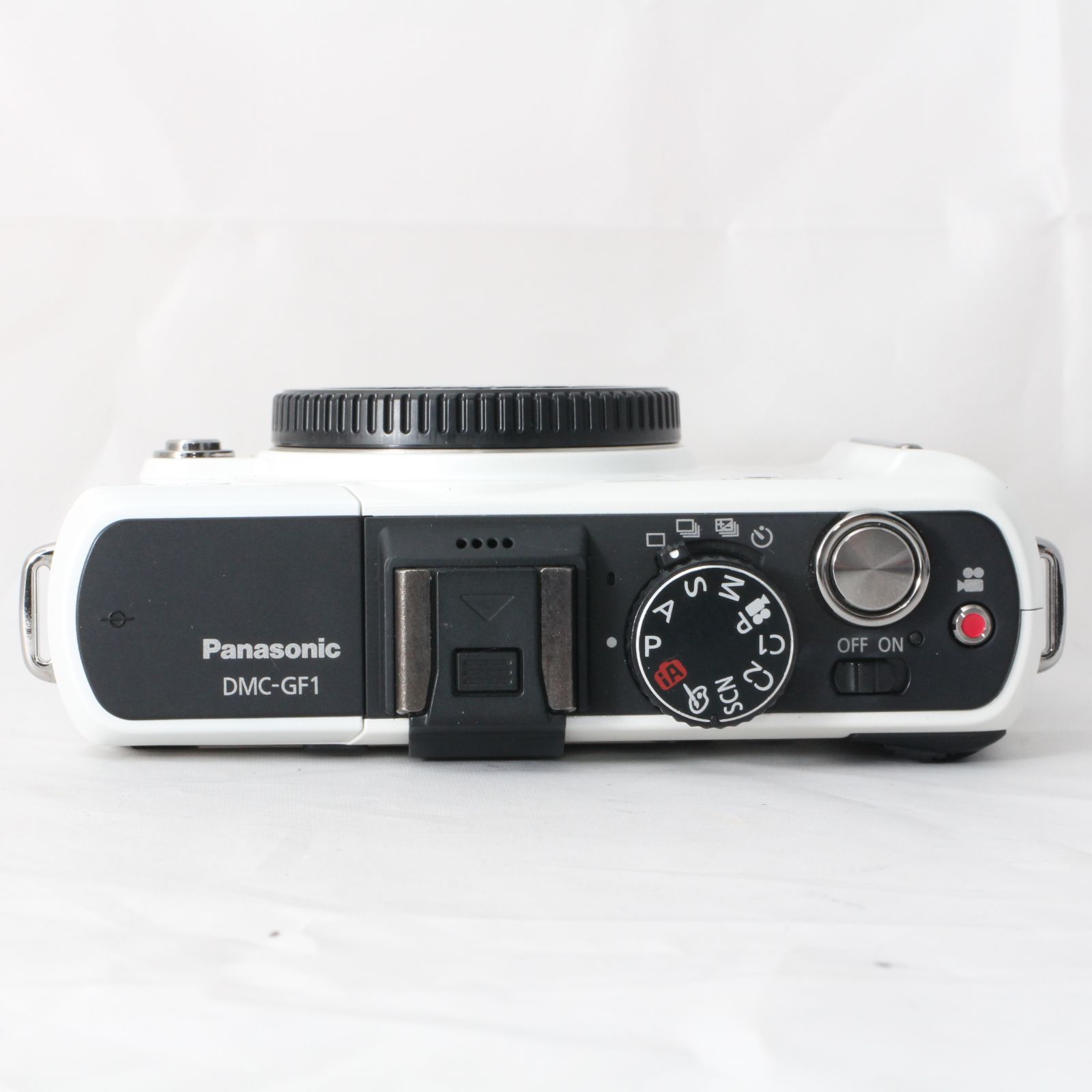 ☆美品☆ Panasonic LUMIX GF1 ボディ ホワイト DMC-GF1 パナソニック