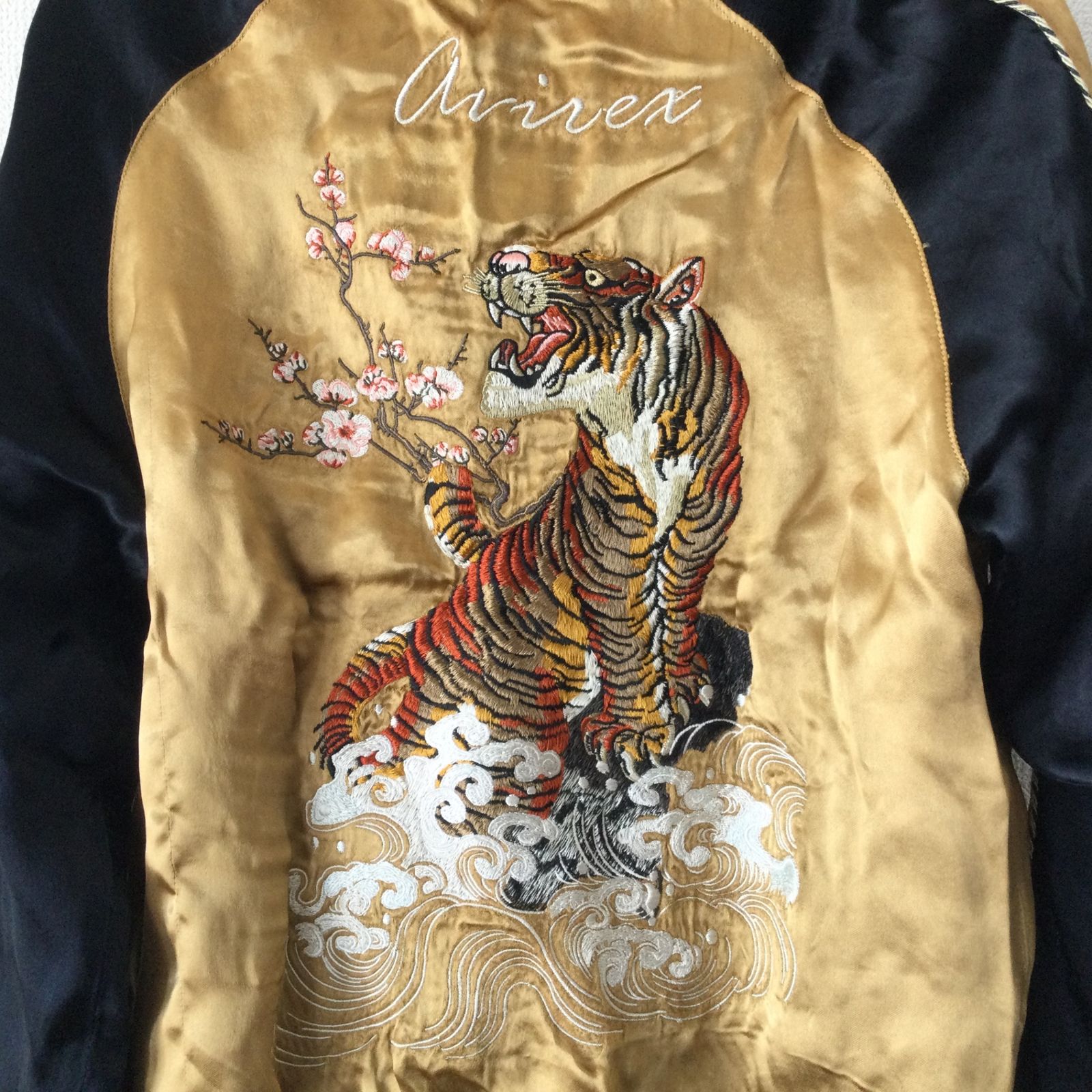 11045 AVIREX アヴィレックス 虎 スカル 刺繍 リバーシブル スカジャン