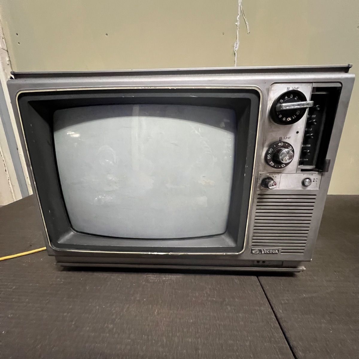 ⭐︎ Victor 昭和 レトロ ポータブル ブラウン管 テレビ BL_b - メルカリ