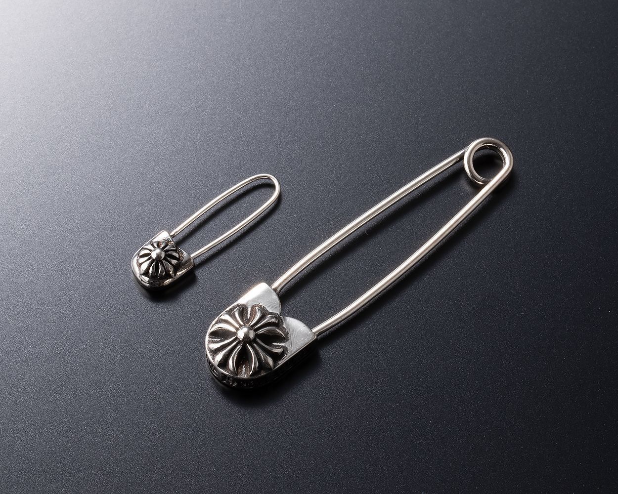 シルバー925 安全ピンブローチ クロスモチーフ ピンバッジ メンズ