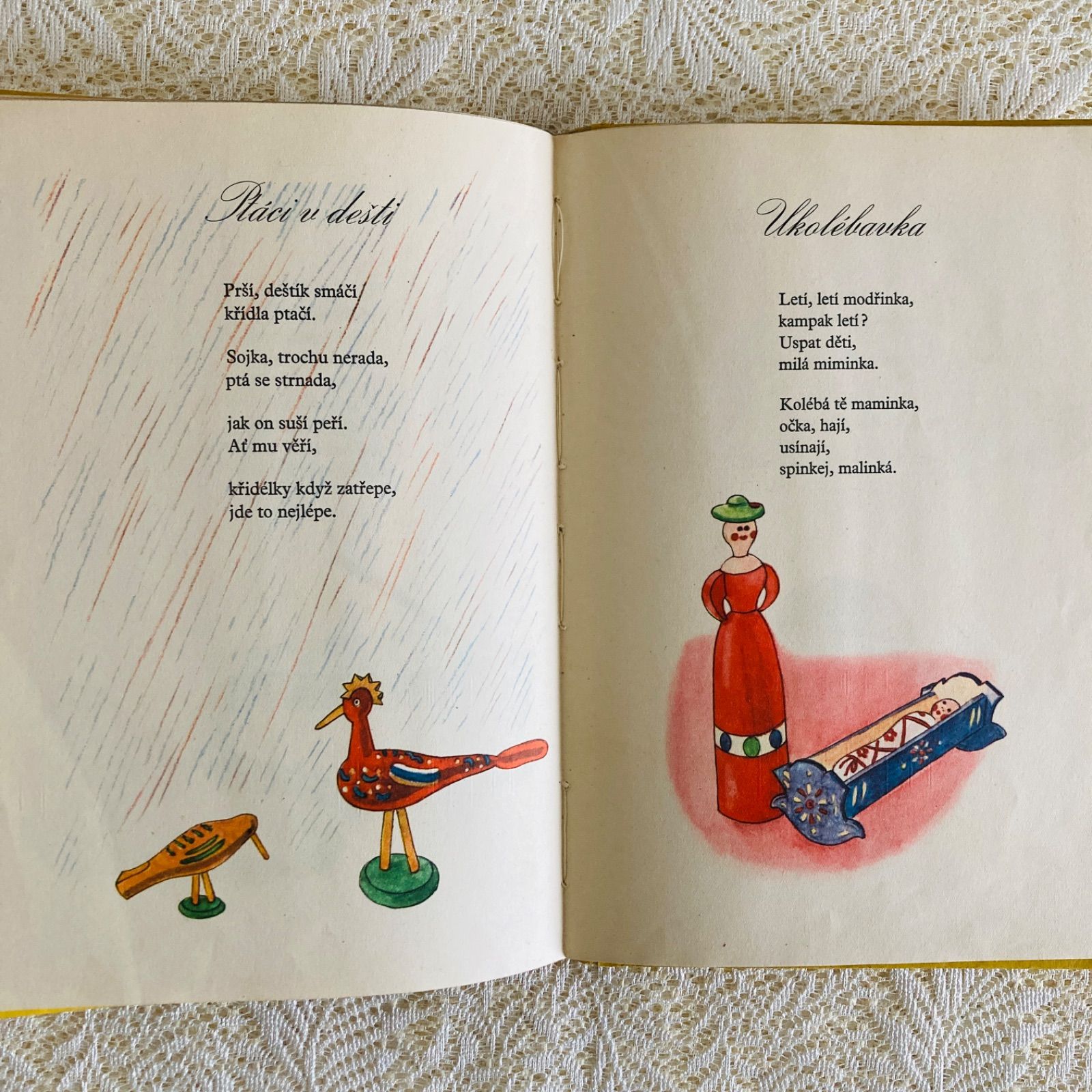 チェコの古い詩集絵本 素朴であたたかい挿絵 洋書・古書 - メルカリ