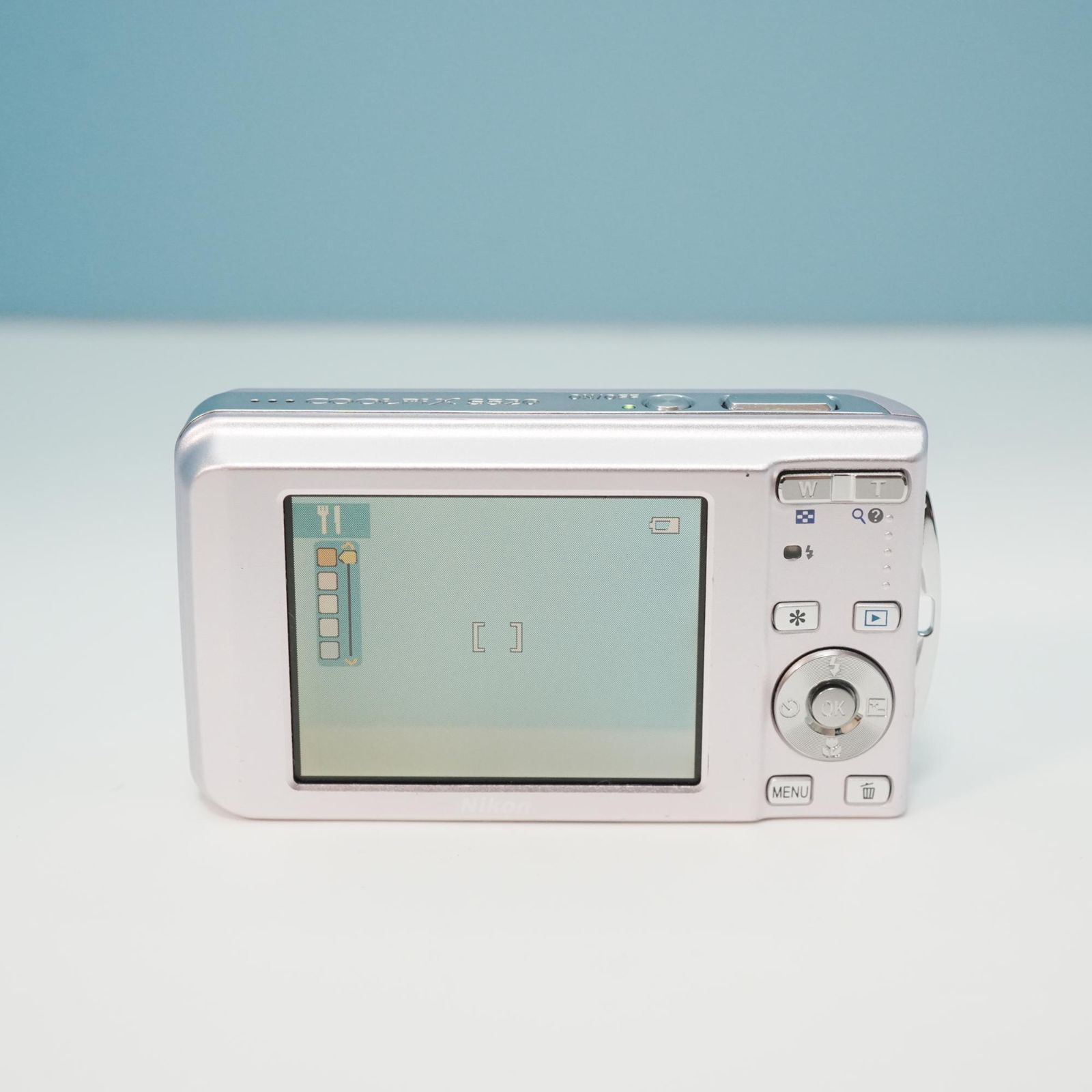 Nikon COOLPIX S520 デジカメ スマホ転送OK フルセット 極美品 a5860