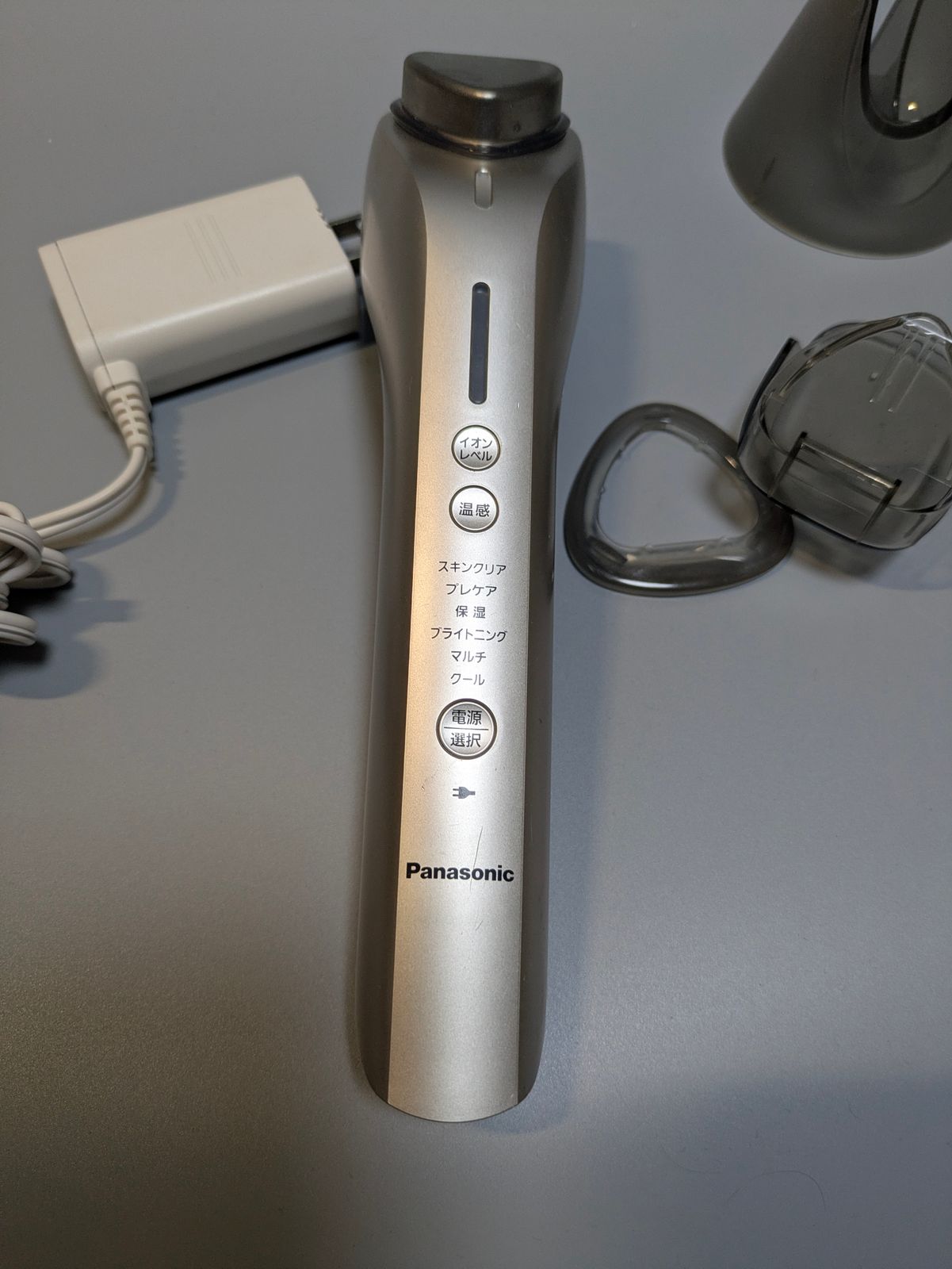 美品】パナソニック 美顔器 イオンエフェクター 高浸透タイプ ゴールド