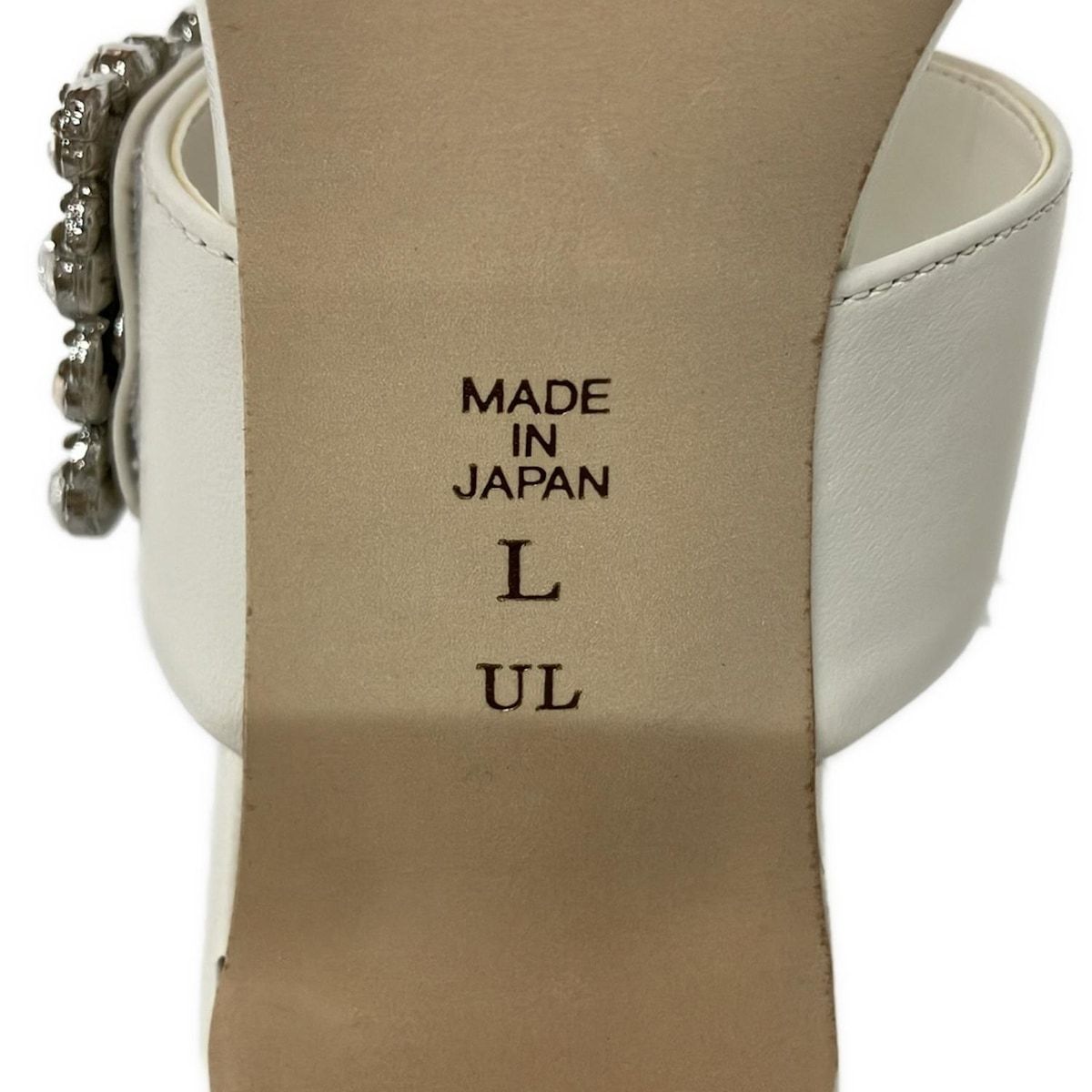 DIANA(ダイアナ) ミュール L レディース美品 - 白 ビジュー レザー