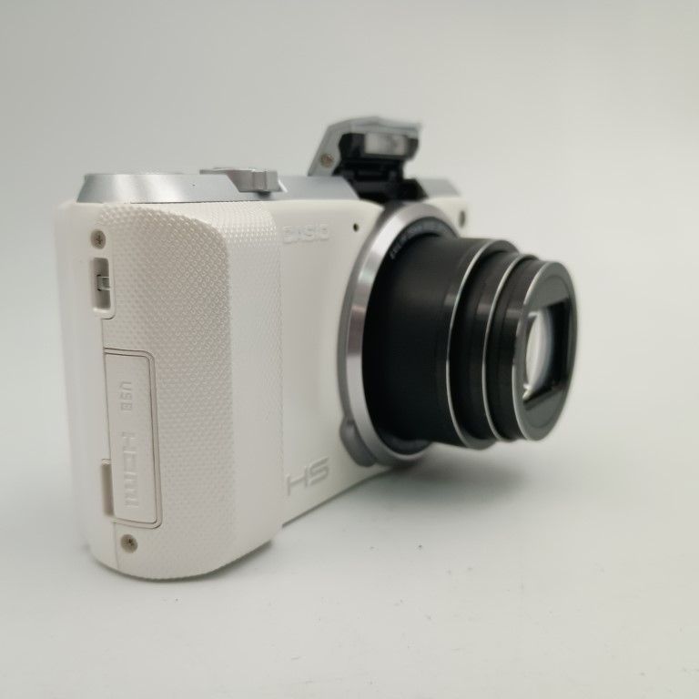 Casio EXILIM EX-ZR850 White コンパクトデジタルカメラ - メルカリ