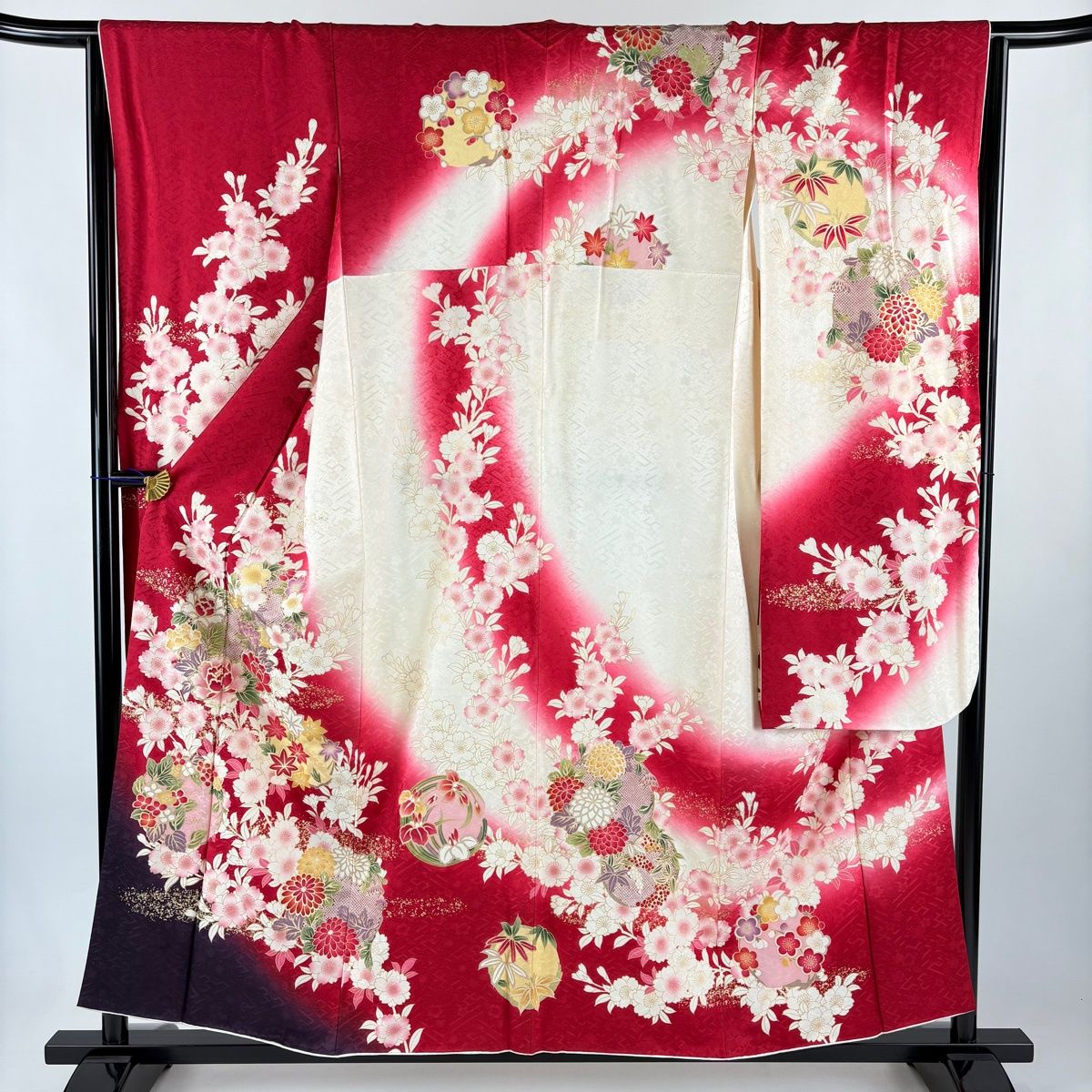 振袖 身丈156.5cm 裄丈65.5cm M 袷 鈴乃屋 牡丹 花丸文 金彩 ぼかし 赤