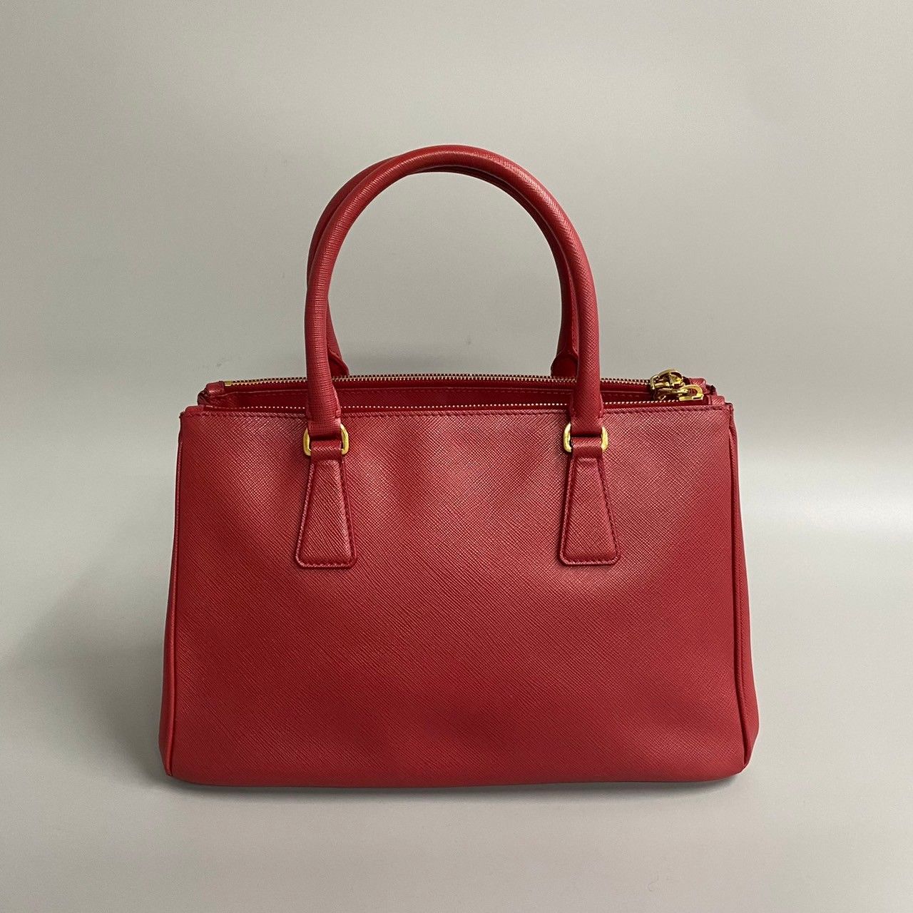 美品 PRADA プラダ 三角ロゴ 金具 サフィアーノ レザー 本革 2way