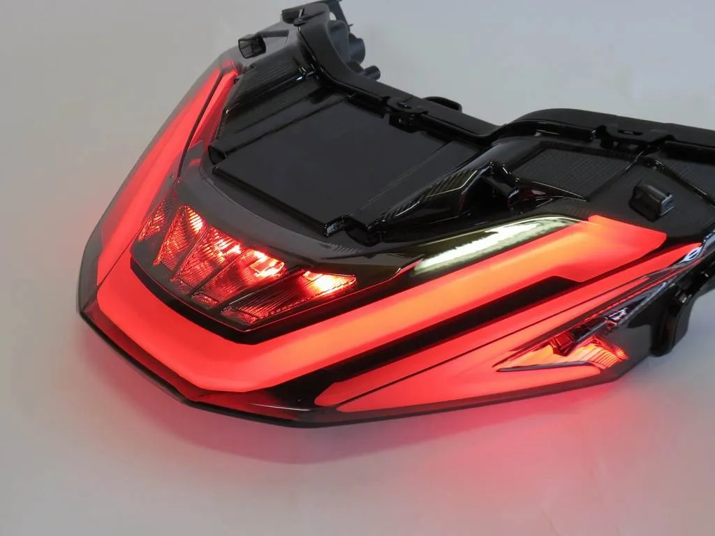 2026年最新】pcxテールランプの人気アイテム - メルカリ