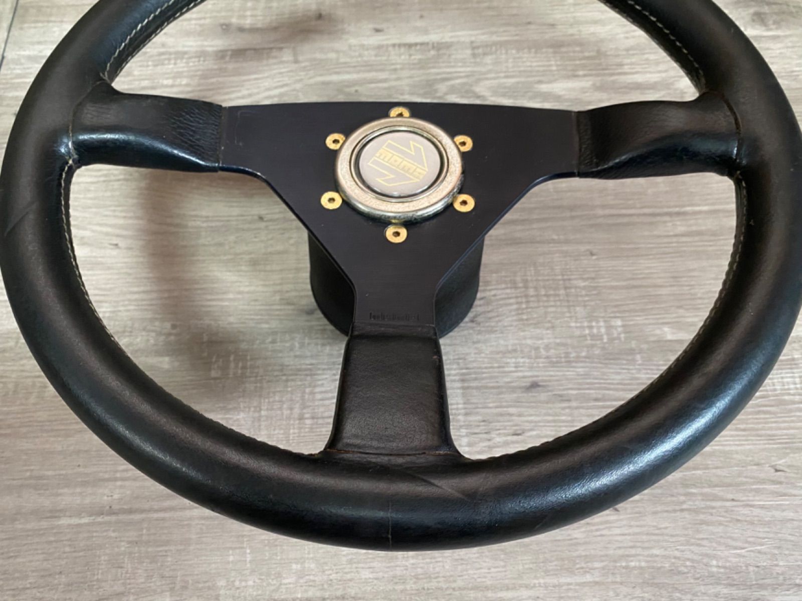 momo モモ TYP V35 KBA70068 momo/モモ ステアリング ハンドル TYP V35