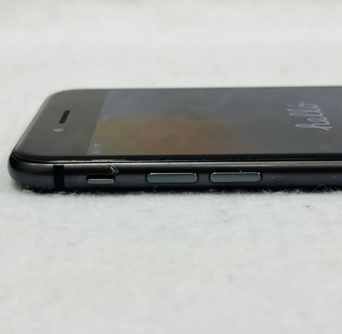 iPhone8 64GB - メルカリ