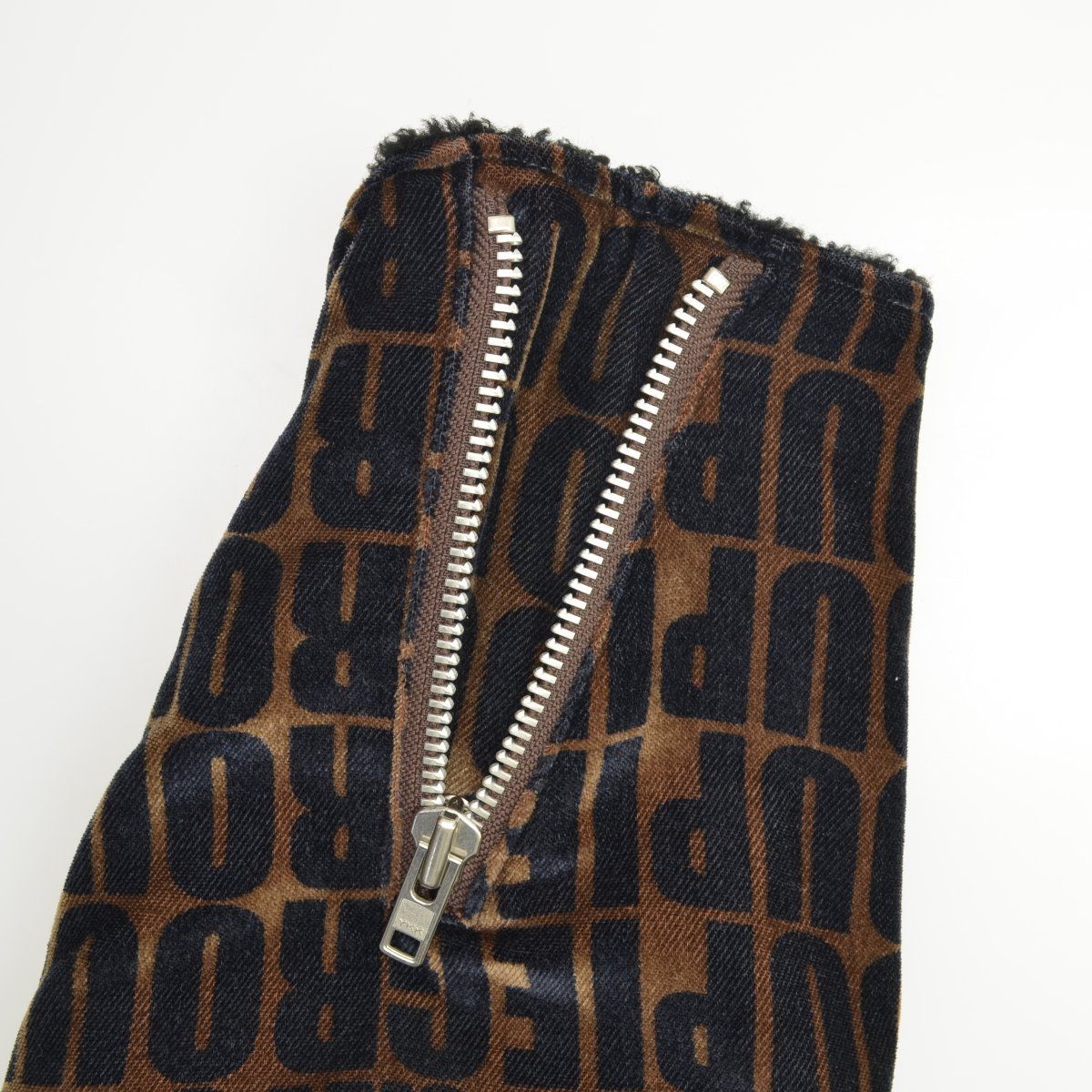 M【UNDERCOVER / アンダーカバー】02AW 魔女期 archive M311 GROUPIE