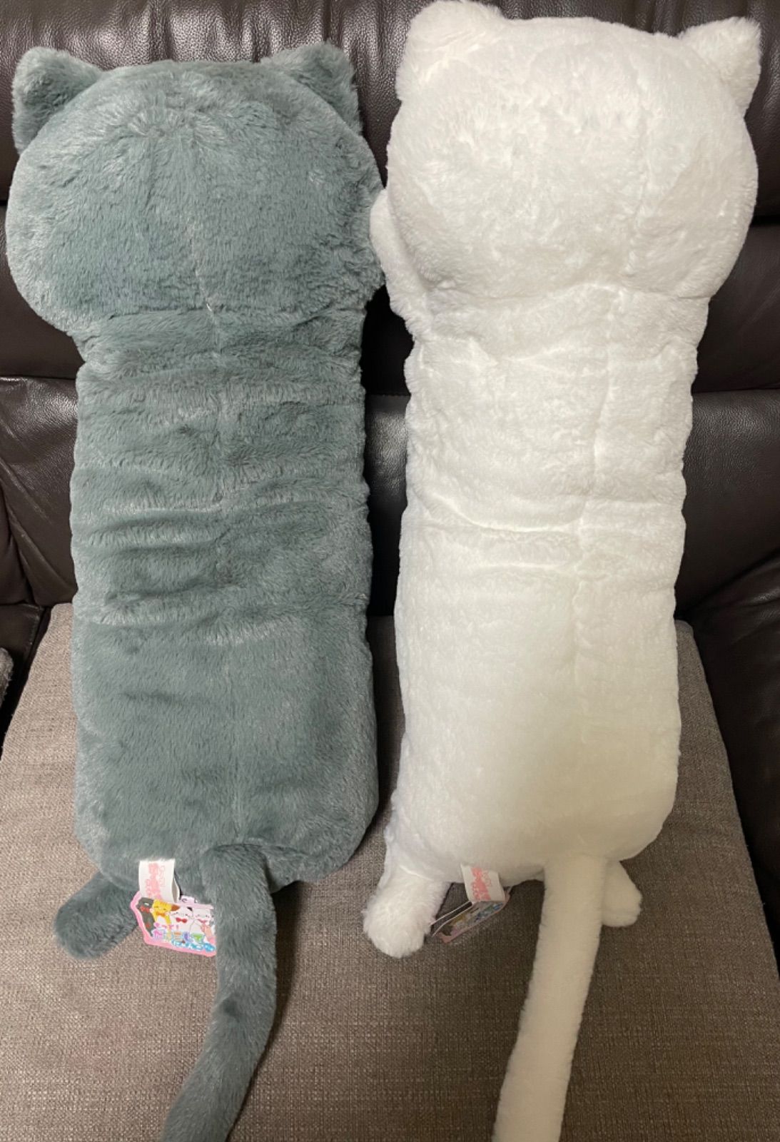 もっと！だっこしてにゃんこ(くろにゃ&しろにゃ)2点セット - メルカリ