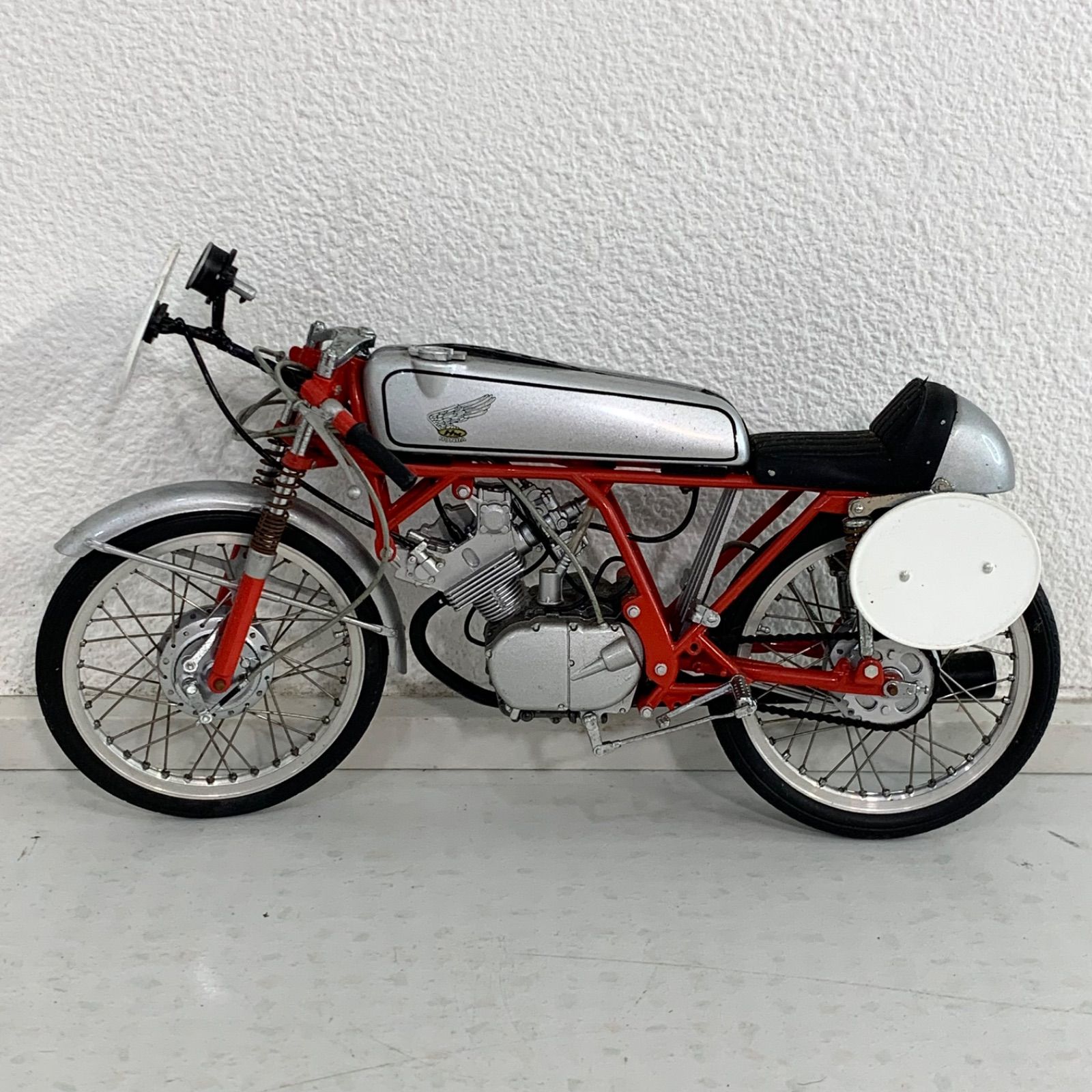 絶版・未展示＞EBBRO エブロ 1/10 Honda CR110 CUB RACING 1962 (RED