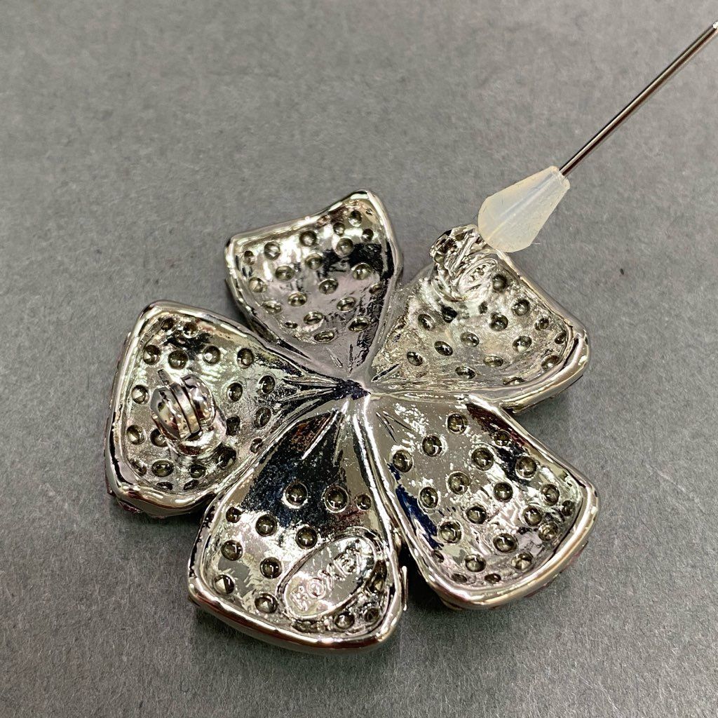 フォクシー FOXEY ブローチ - クリアイエロー×クリア フラワー(花) 美