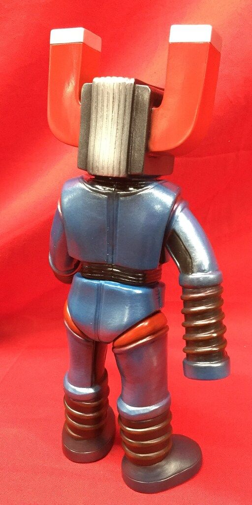 メディコム・トイ 東映レトロソフビコレクション ロボット刑事