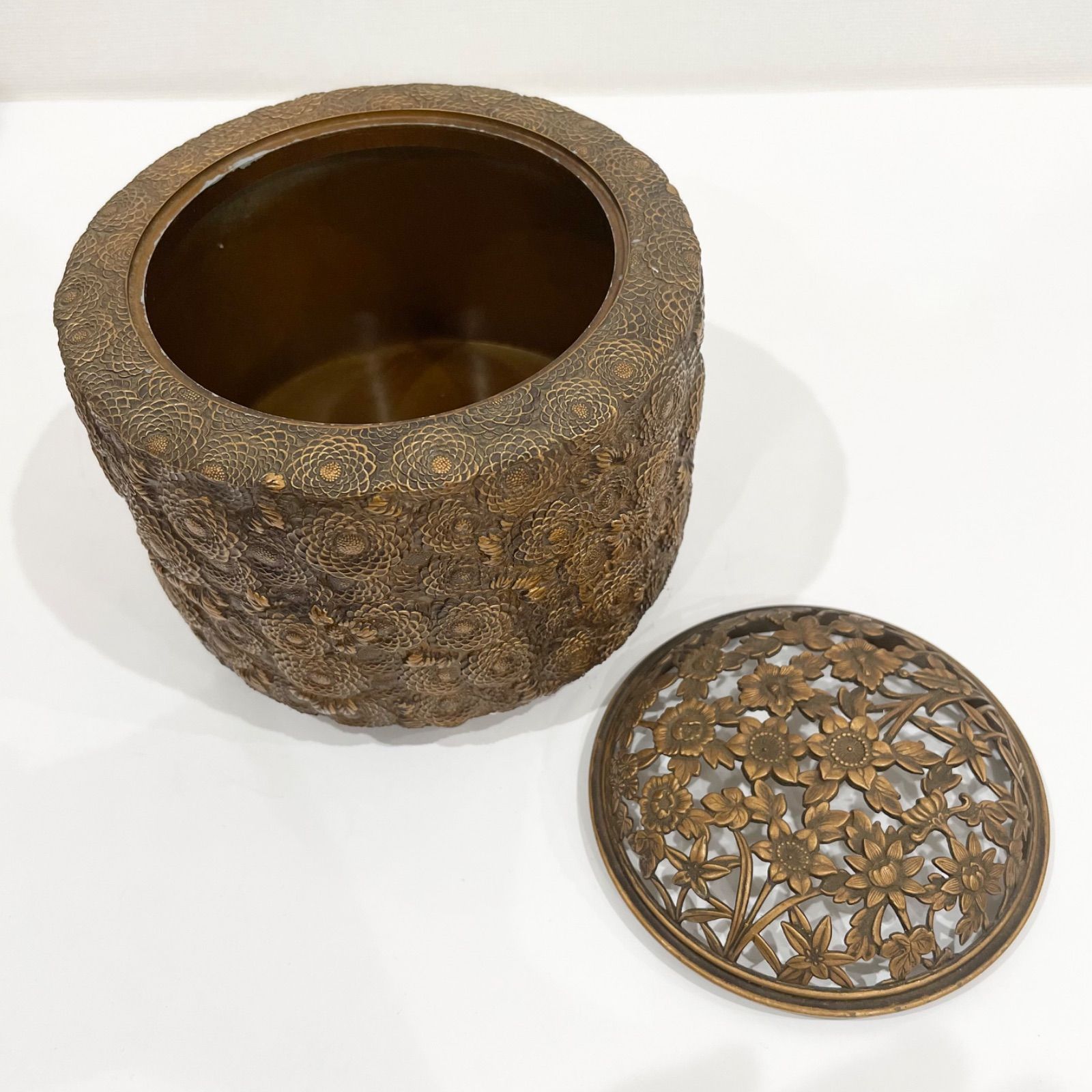 高岡銅器 佐野宏采 菊華香炉 - メルカリ