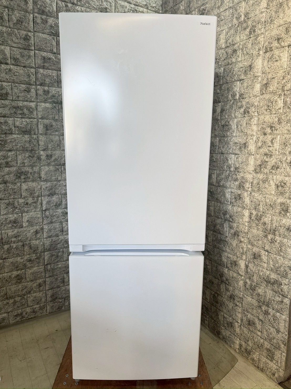 大阪送料無料☆3か月保障付き☆冷蔵庫☆2023年☆YRZ-F15J☆R-296