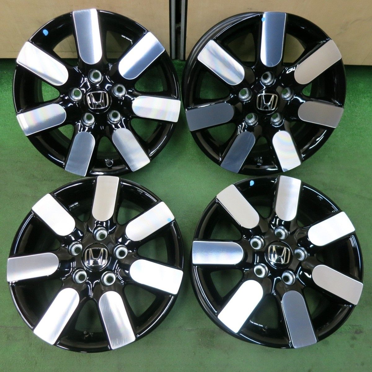 送料無料] 新車外し☆ホンダ GT系 フリード AIR EX 純正 ホイール 15