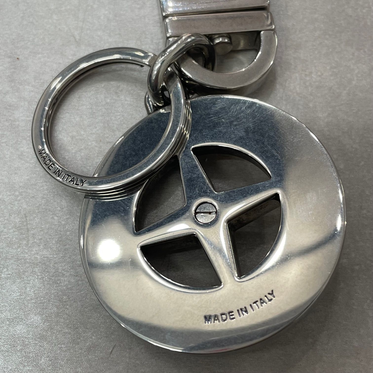 国内正規 DIOR AND STONE ISLAND キーホルダー イエロー ストー