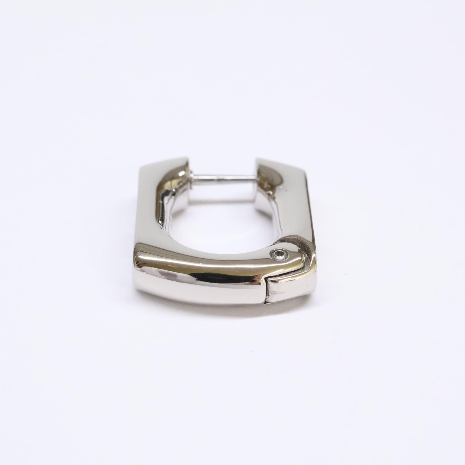 LOUIS VUITTON ルイヴィトン 25年製 M02227 フープピアス・モノグラム
