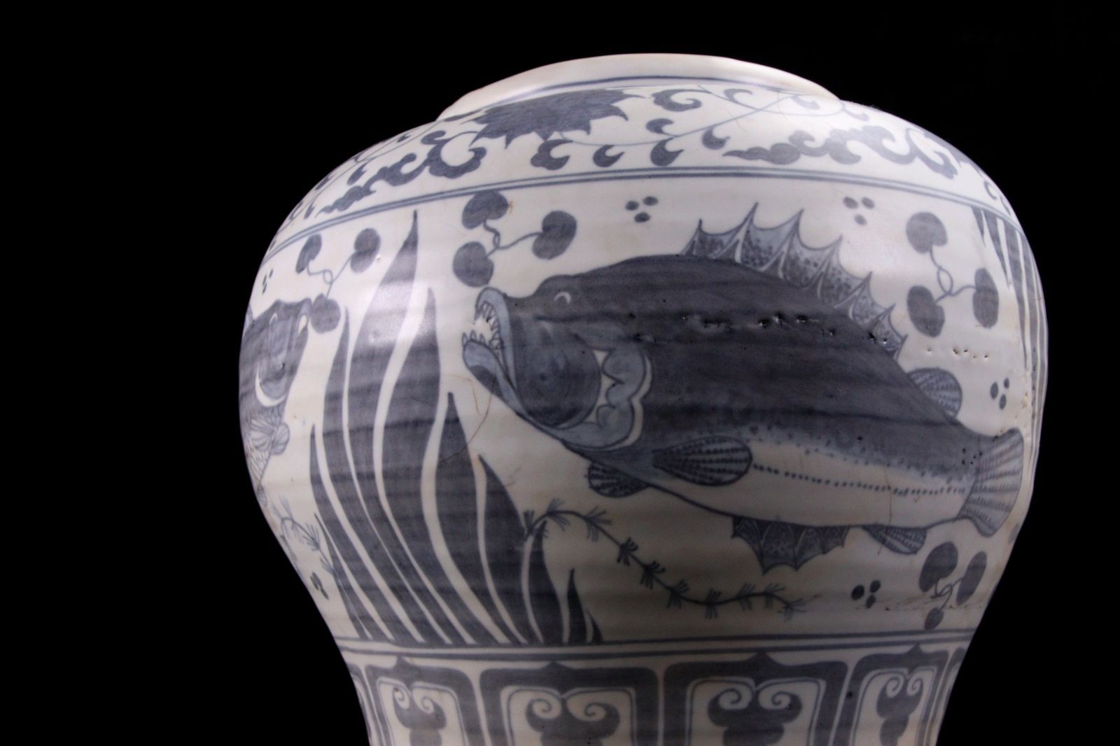 中国美術 青花 白抜 笹紋 段重 高18.5cm 清(K-LC670) 中国美術 青花 白