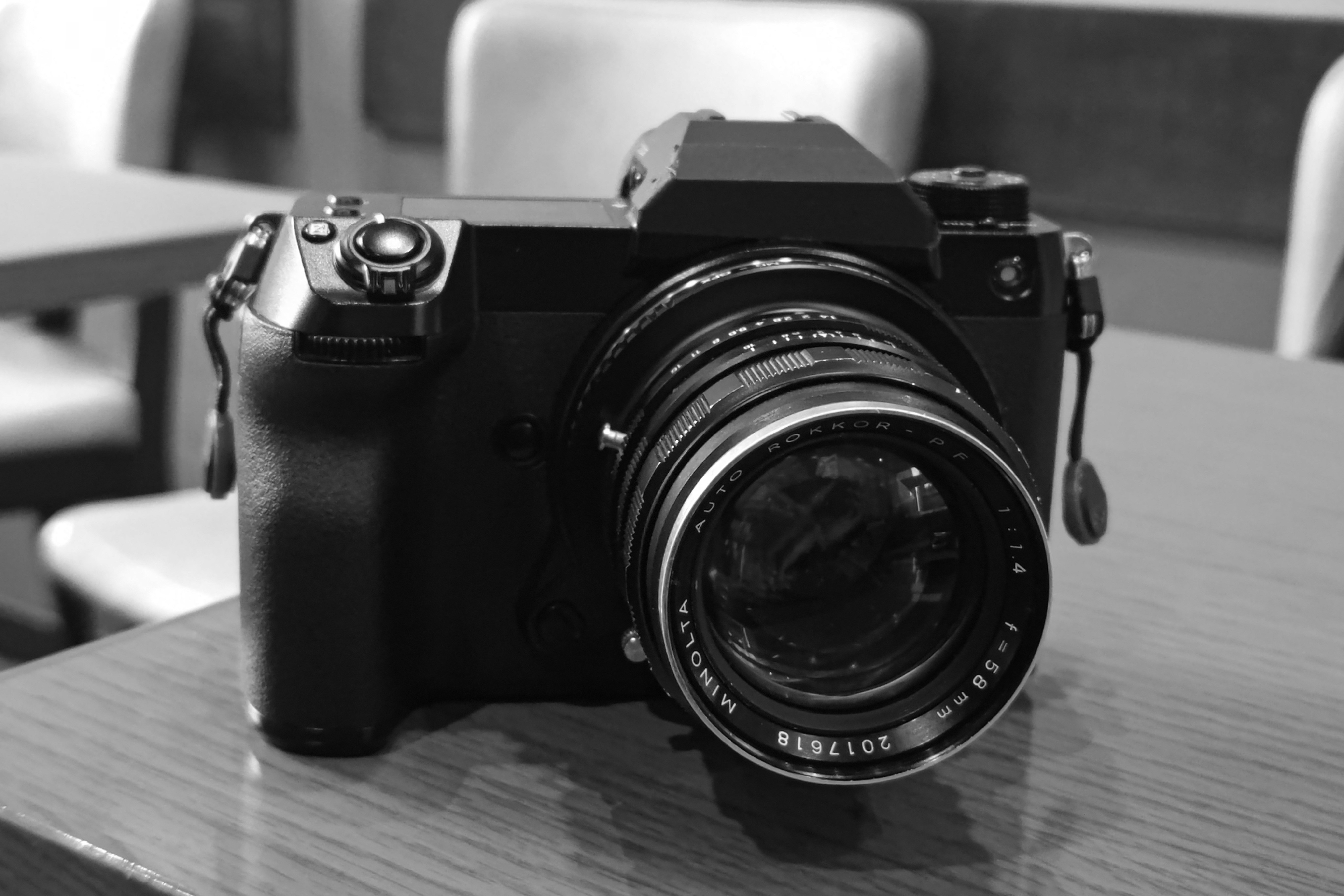 GFX100SとMinolta Rokkor PF 58mm F1.4(MC/MD)｜タマキシオリ（Tamaki