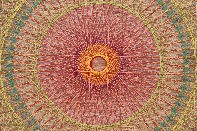 糸かけ曼荼羅に初チャレンジ。全集中の世界が広がっていた｜子供とゆる