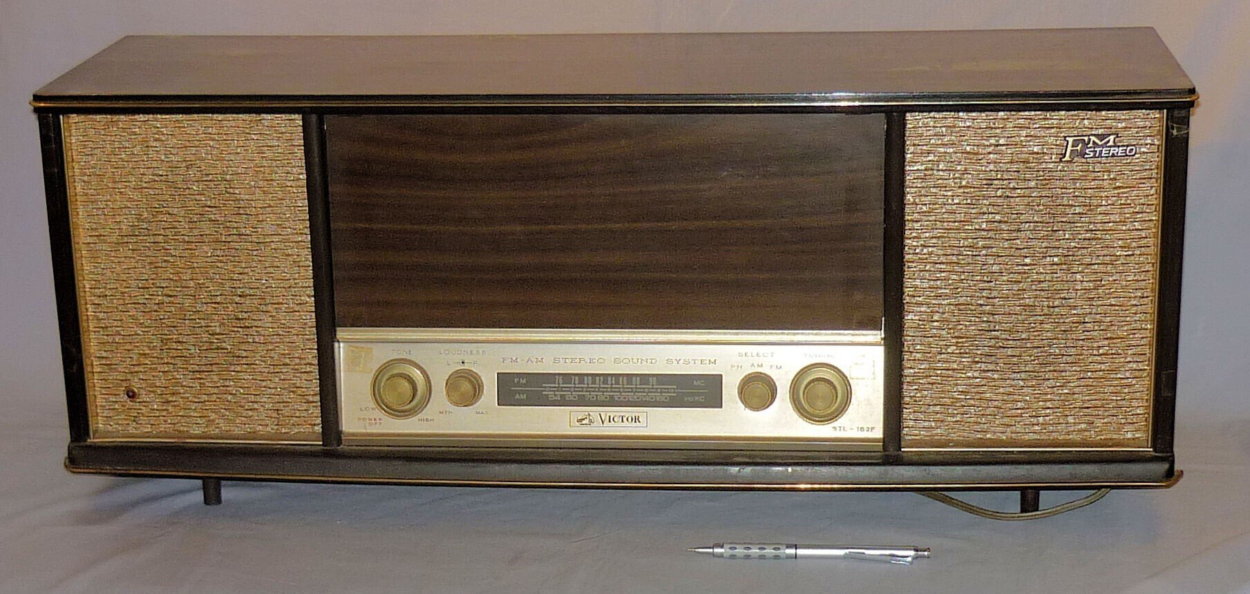 Victor 真空管ラジオ F-224 昭和レトロ アンティーク 当時物 ビクター