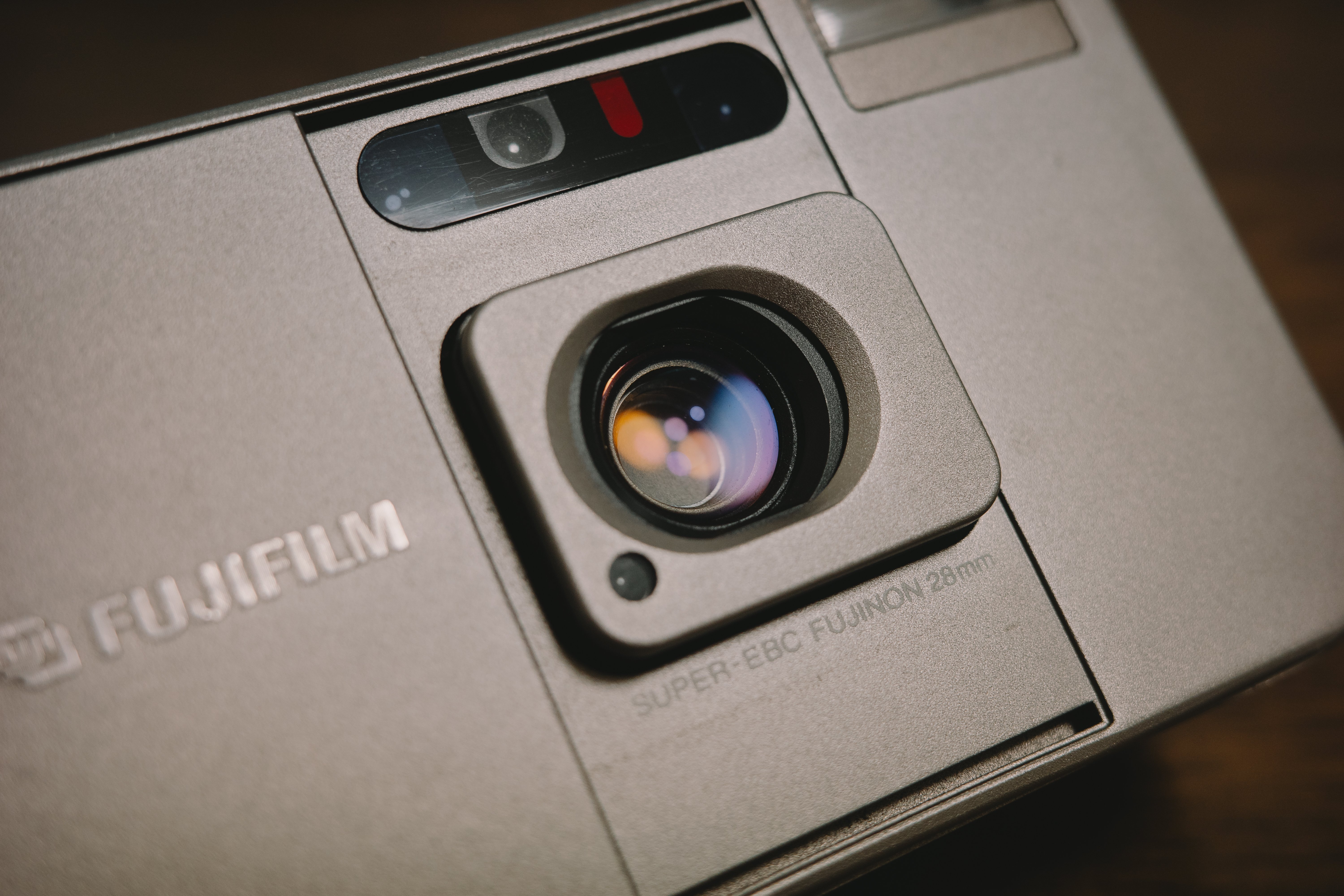 壊れるまで使い続けるだろう愛機】FUJIFILM Cardia mini TIARA｜ばや