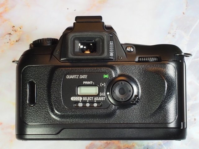 カメラ沼の深淵」Nikon U2｜saphirinus