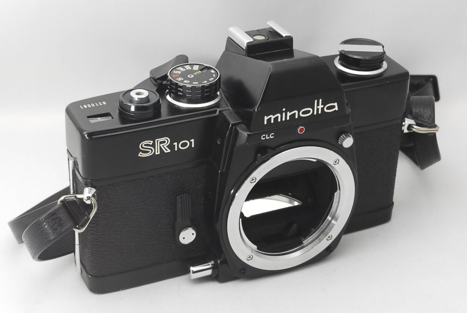 ミノルタ SRT 101の分解｜フィルムカメラ修理のアクアカメラ