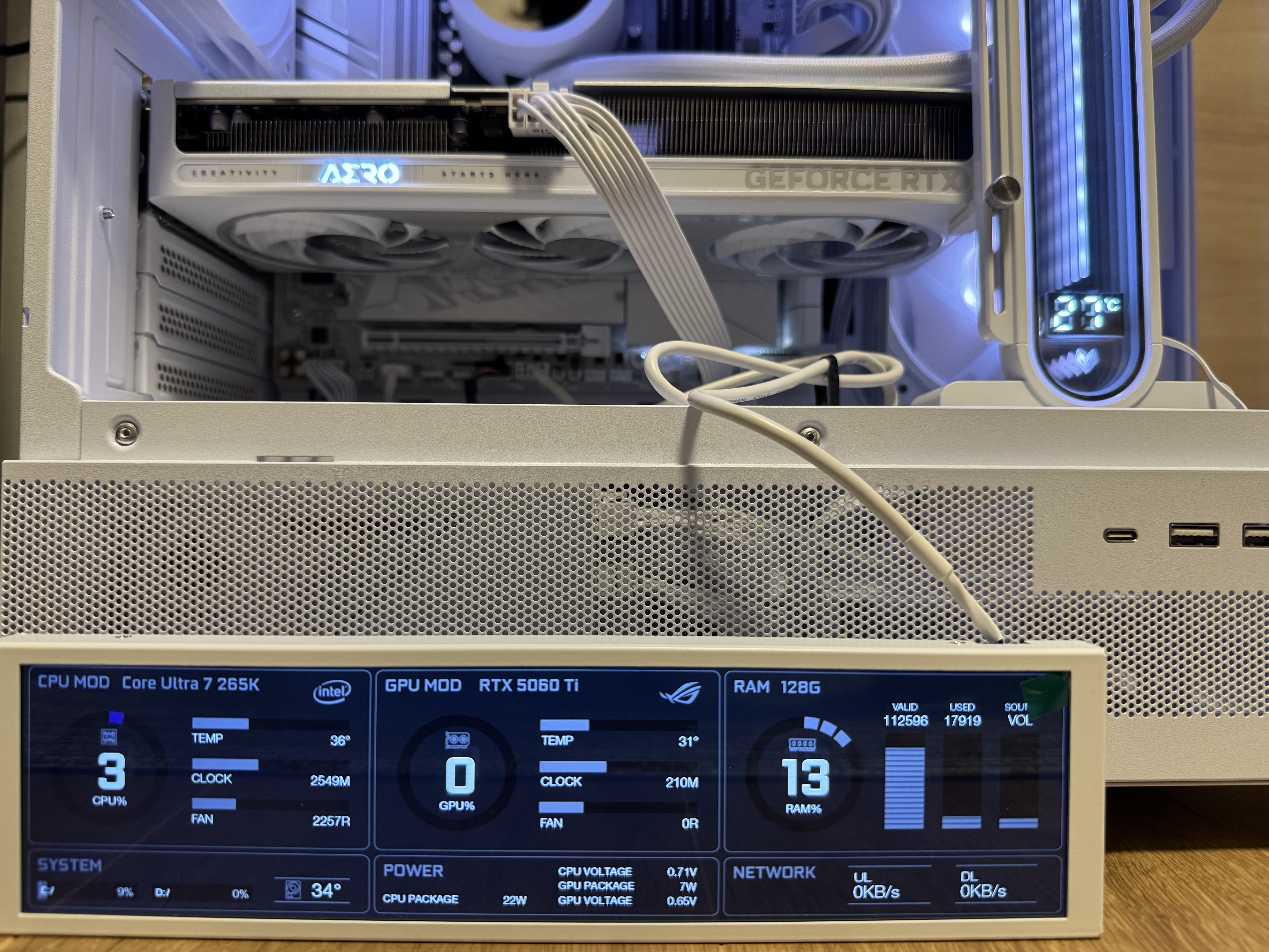 怪しげなPC用セカンダリモニターをAliExpressで買ってみた話｜ゆめ