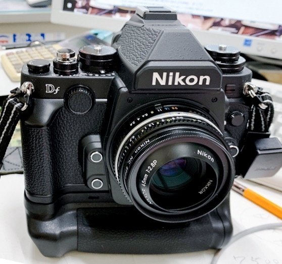 カメラ＃4】 フジツボがイケてるパンケーキ！…NIKKOR 45mm 1:2.8P