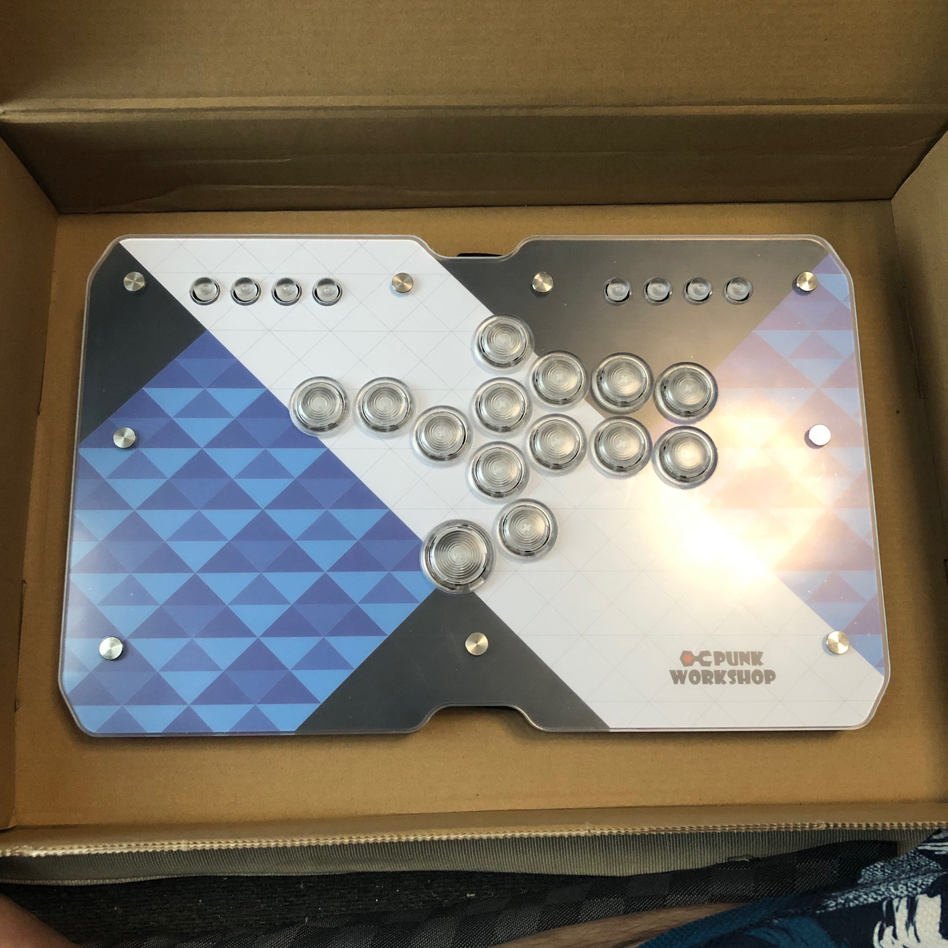 PUNK WORKSHOP JAPANからアケコンを買ってみました｜OrangeCrush