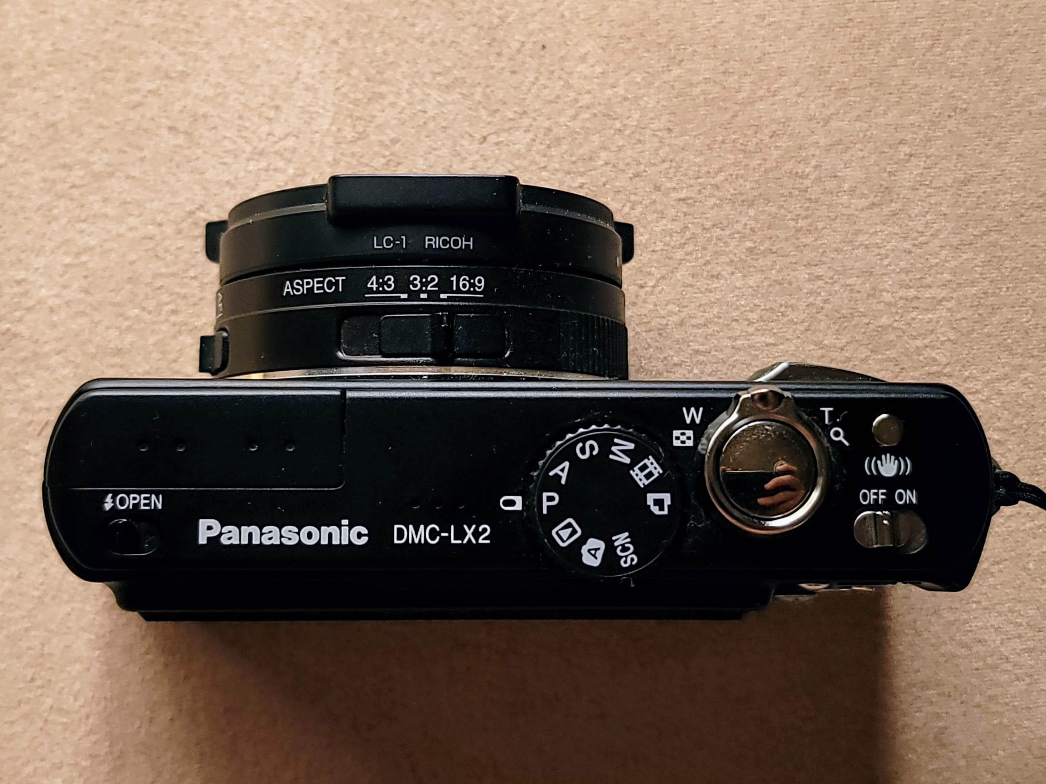 私には刺さったコンデジ LUMIX LX2｜furukuma