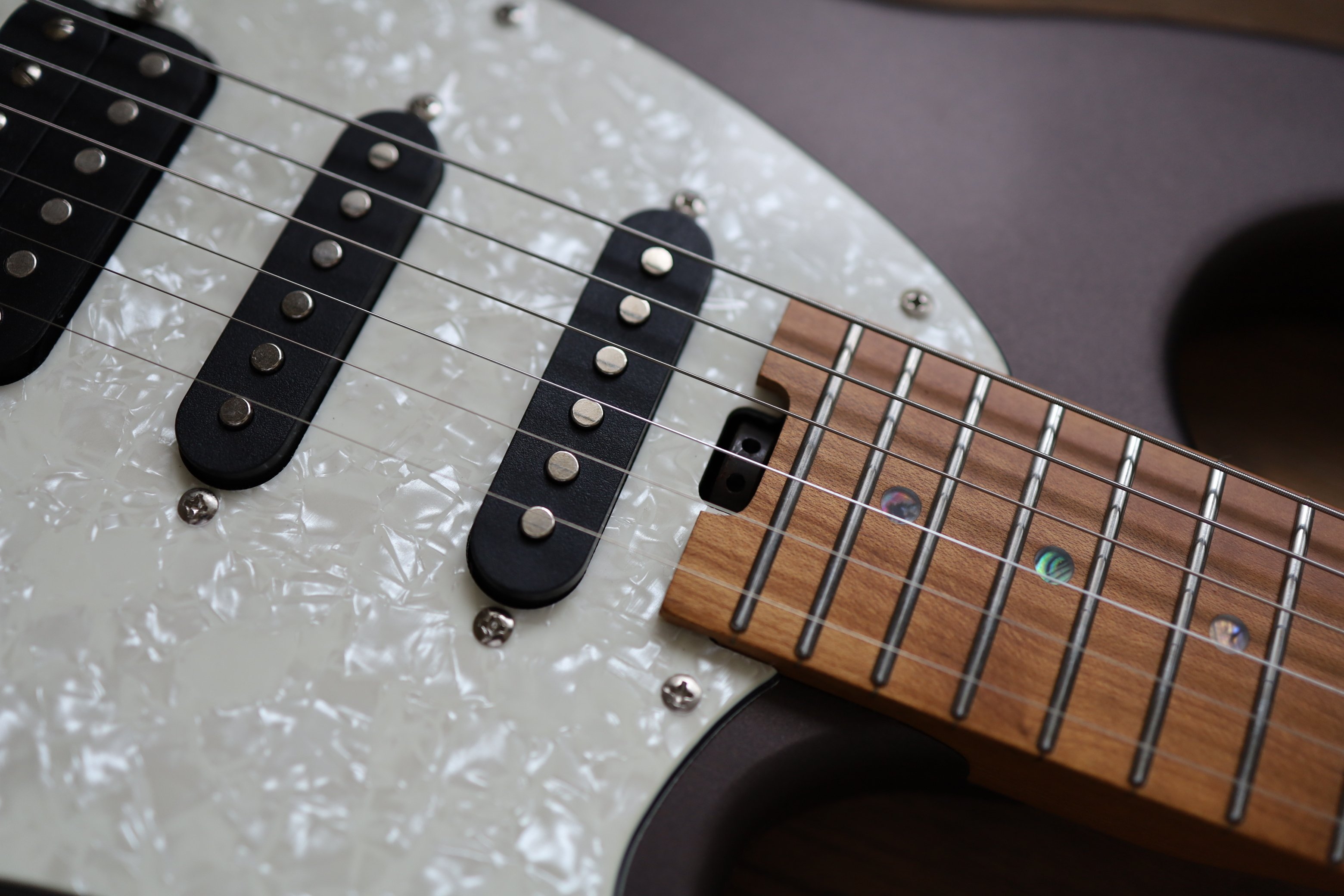 また面白そうな安ギターを発見…Grote GR-Standard-S(前編)｜Croquette