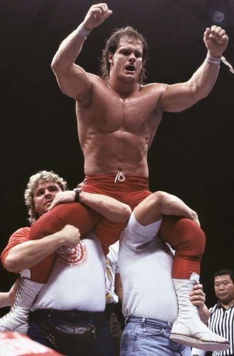 HHHvsHBKvsベノワ】その後のプロレス界を変えるWWE決死の挑戦