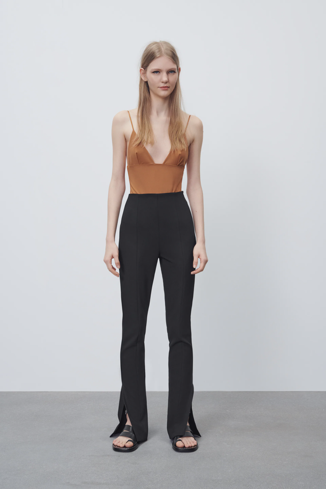 ZARA(ザラ)の「サイドスリット フレアパンツ」 - PARTE