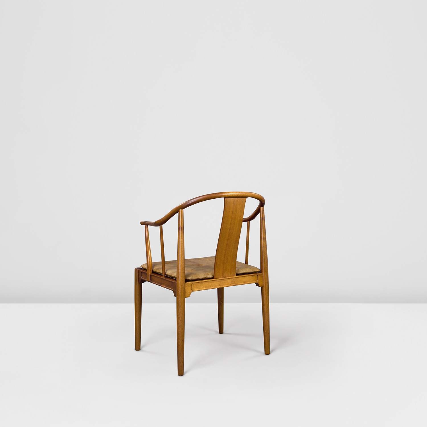 Hans J. Wegner New Now & Design
